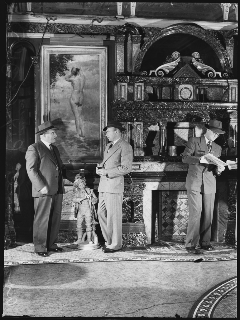 The Marble Bar in Adams Hotel, August 1952 The Dictionary of Sydney